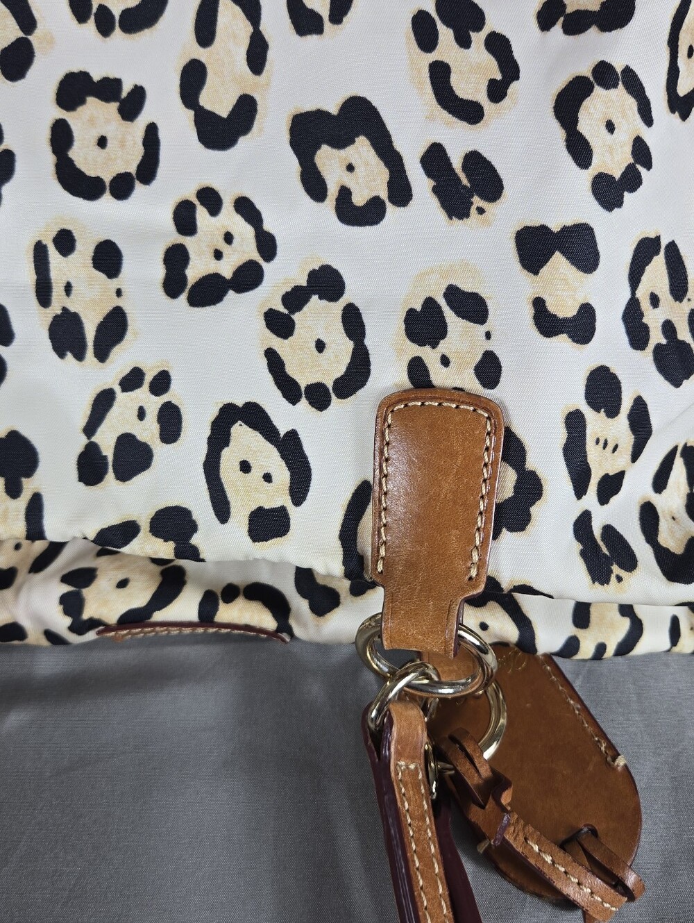 Dooney & Bourke Leopard Print Travel Tote Statement Iconic - Picture 10 of 16